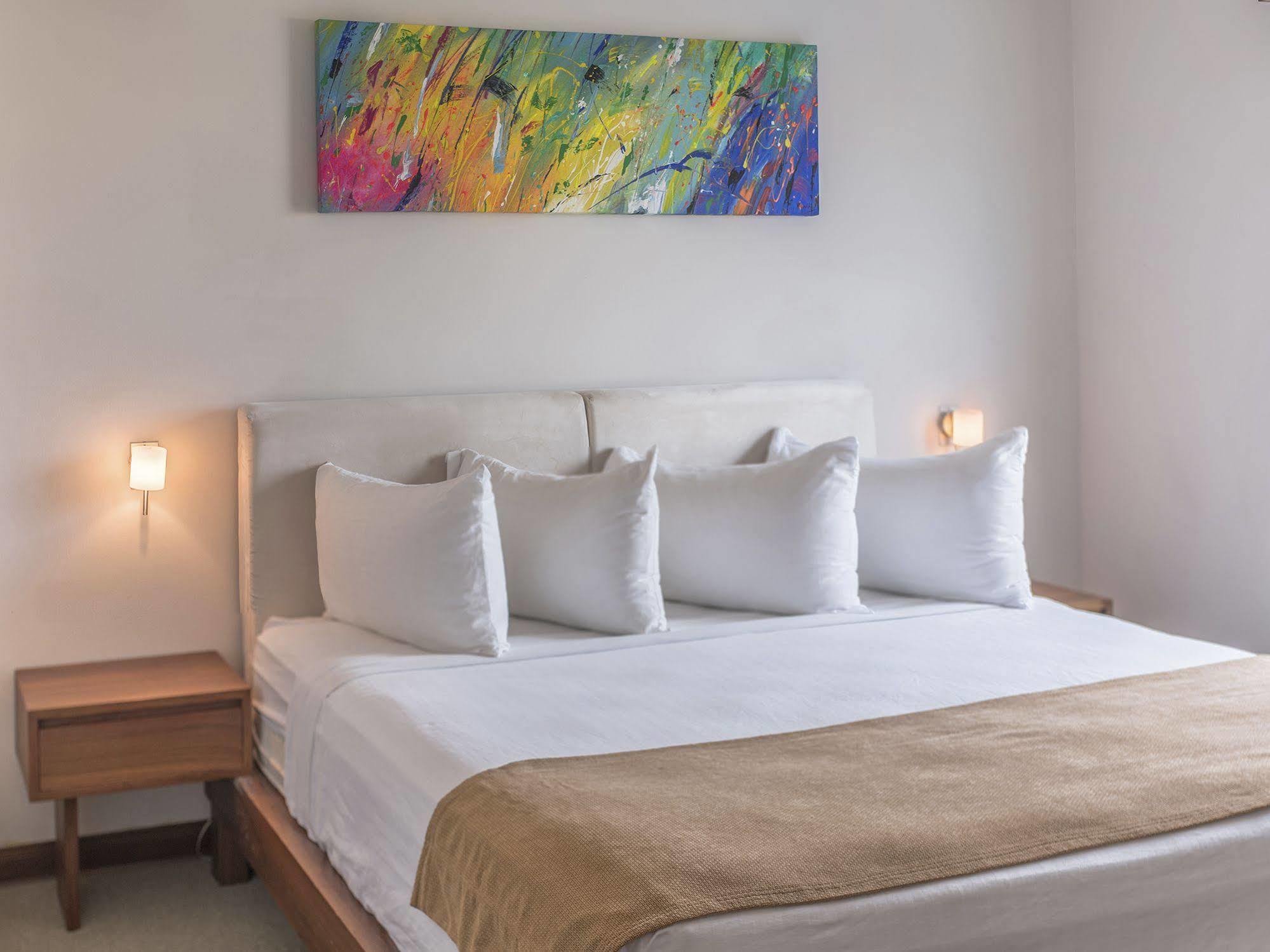 Hex Hotel